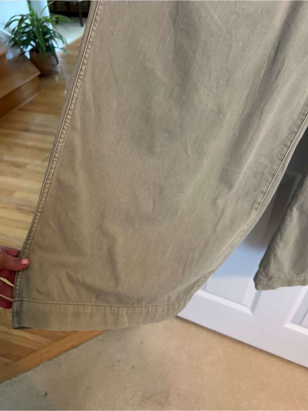 Wrangler Wide Leg pleated Trousers High-Rise in Sage - Picture 8 of 14